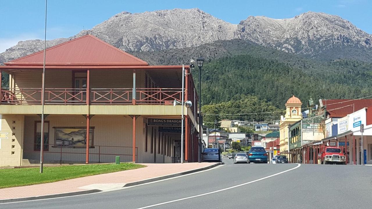 Mt Lyell Motor Inn Queenstown Extérieur photo