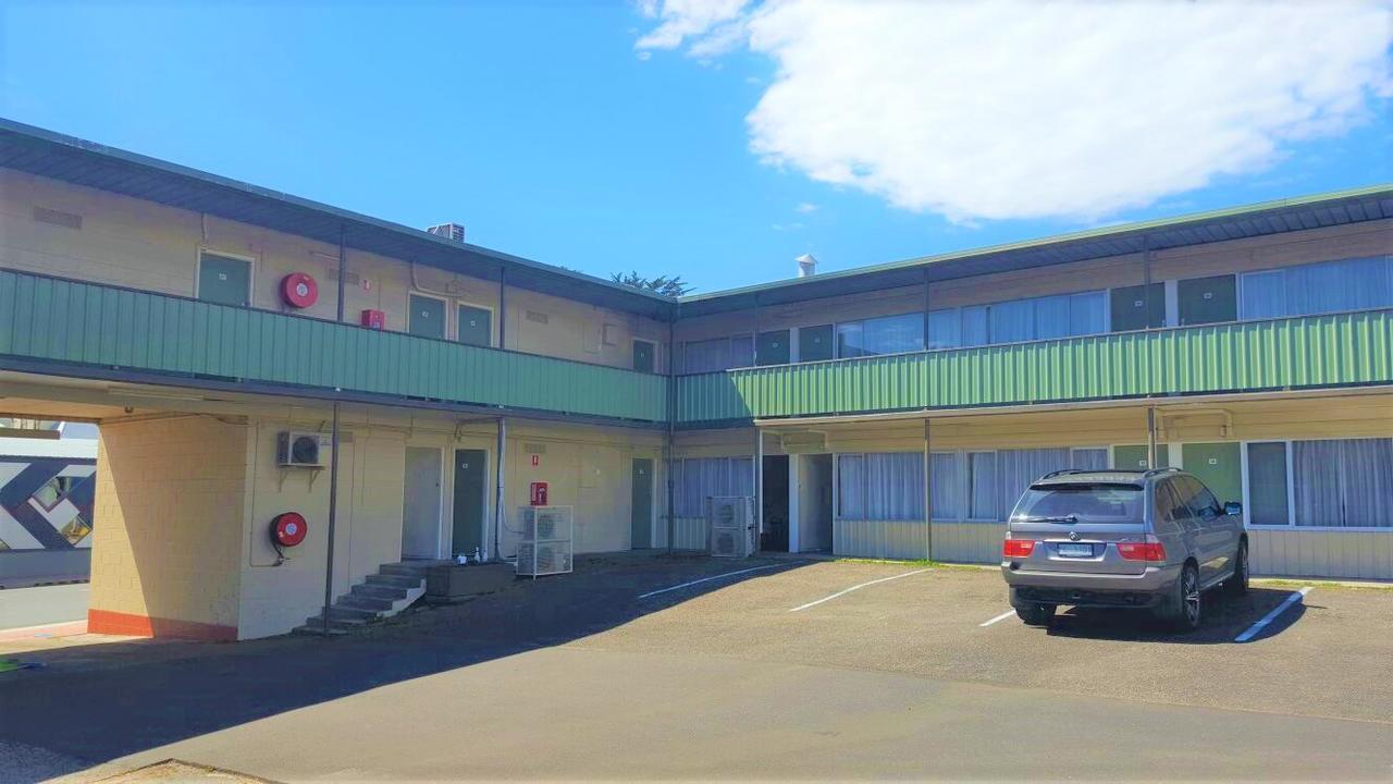 Mt Lyell Motor Inn Queenstown Extérieur photo