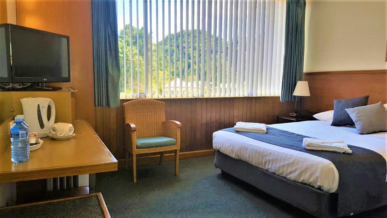 Mt Lyell Motor Inn Queenstown Extérieur photo